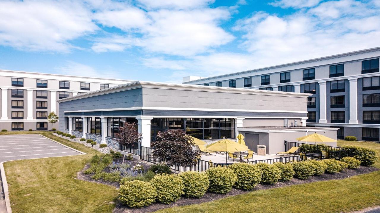 Holiday Inn Cleveland - South Independence By Ihg Exterior photo