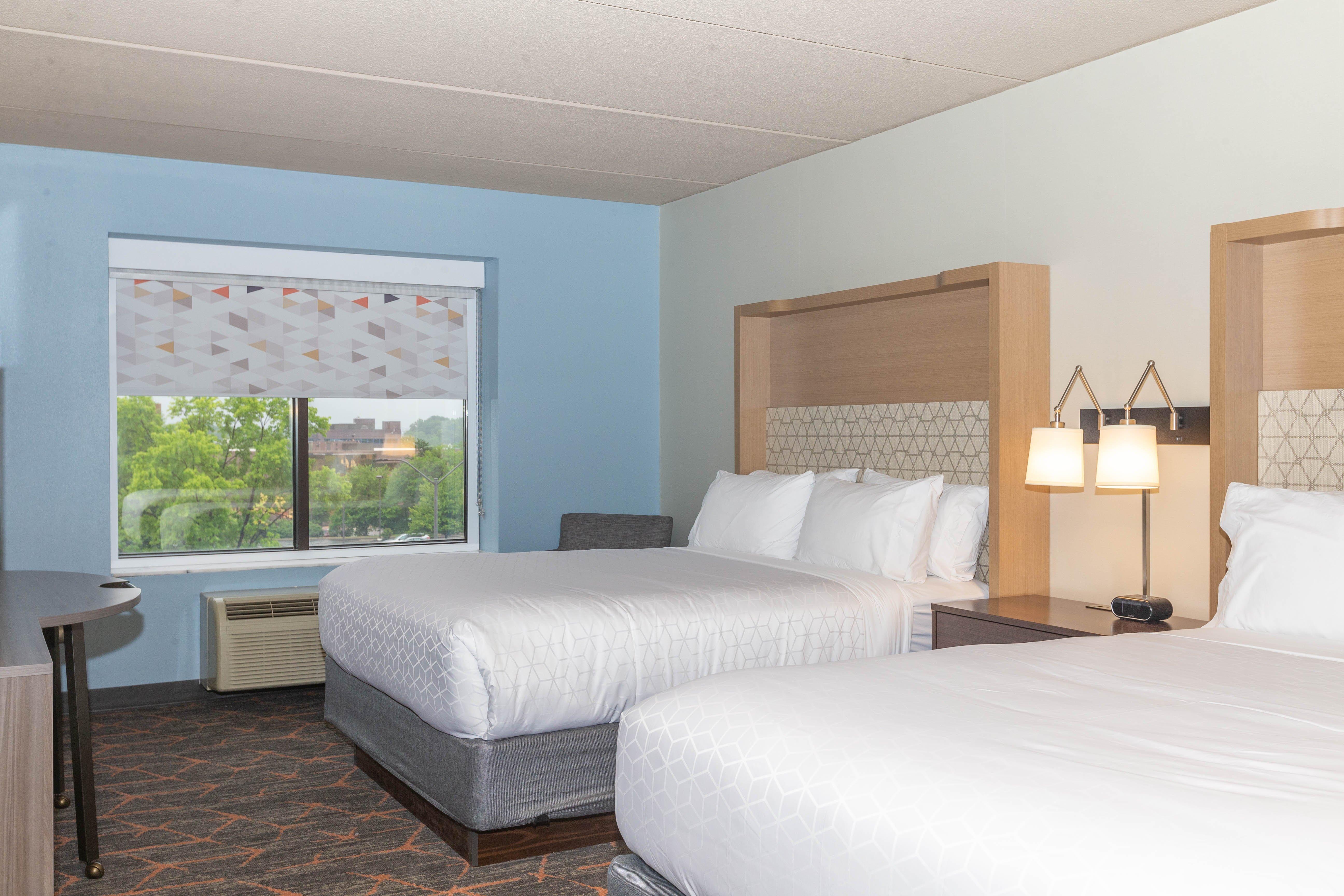 Holiday Inn Cleveland - South Independence By Ihg Exterior photo