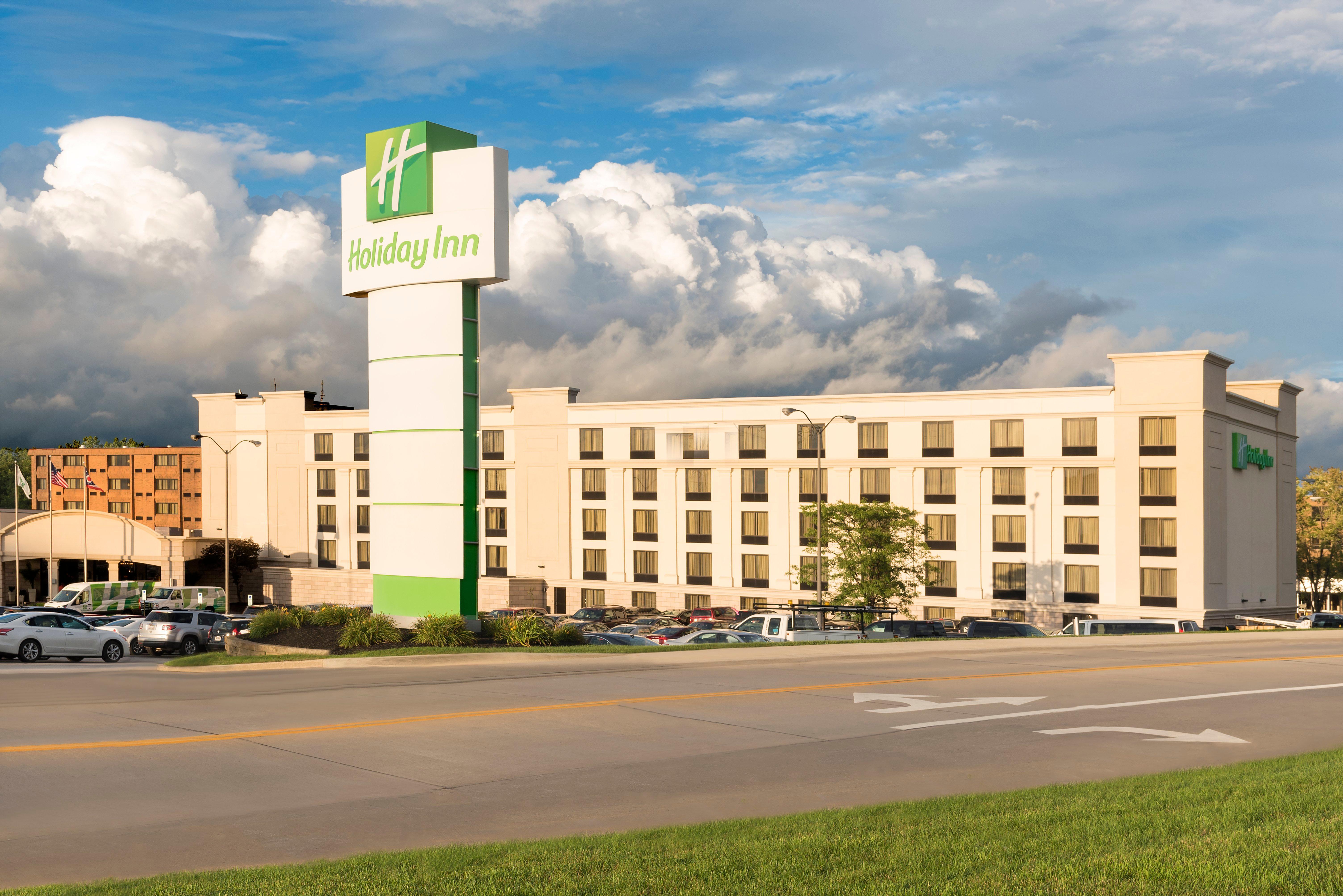 Holiday Inn Cleveland - South Independence By Ihg Exterior photo