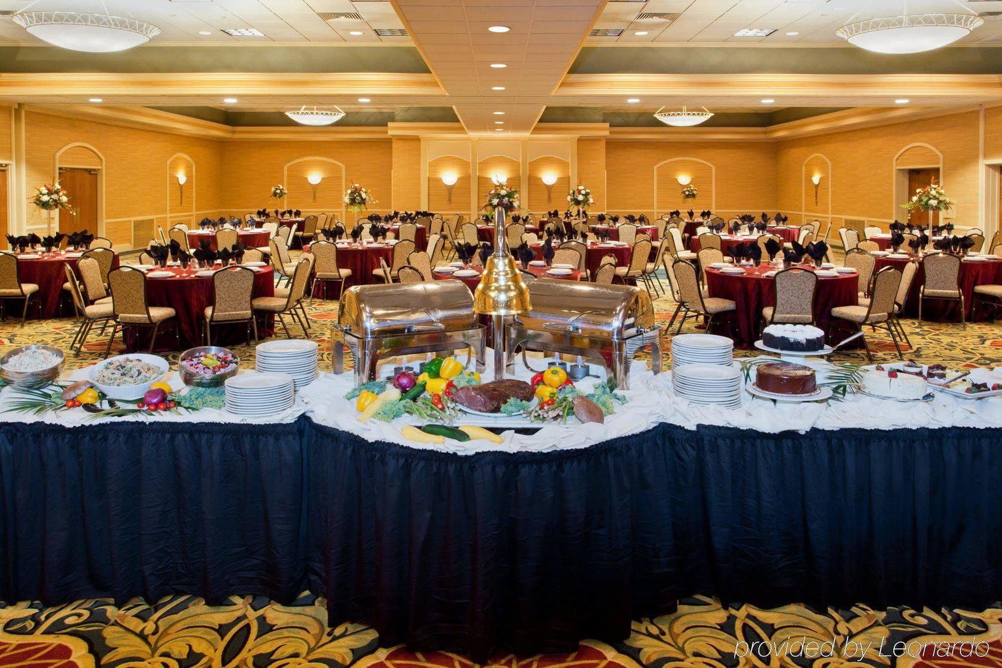 Holiday Inn Cleveland - South Independence By Ihg Exterior photo